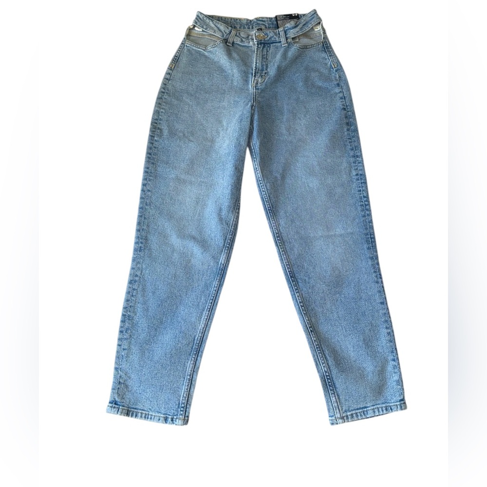 DIVIDED H&M Loose Mom Fit High Waist Ankle Length Cut Out Pocket Jeans Size 4